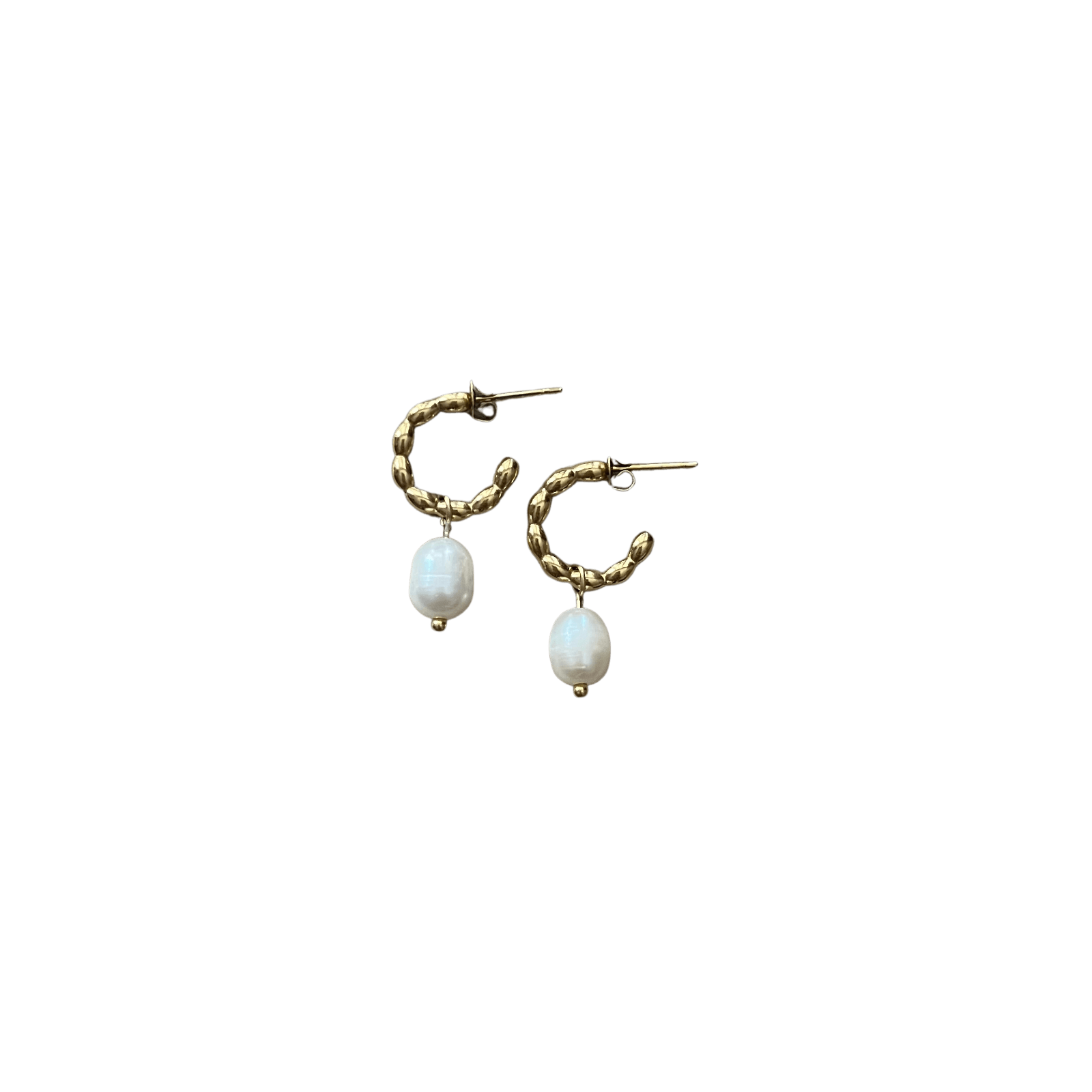 Chunky pearl earrings